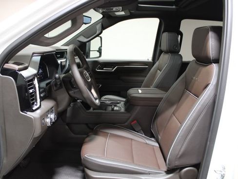 New 2026 GMC Sierra 2500 Denali w/ Denali Reserve Package image 20