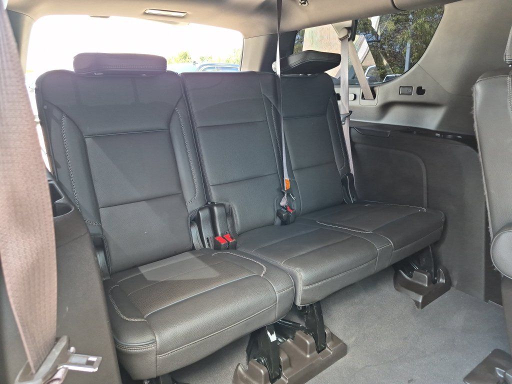 Used 2022 GMC Yukon XL Denali RWD image 38