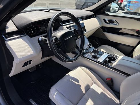 Used 2019 Land Rover Range Rover Velar R-Dynamic SE AWD/4WD image 15