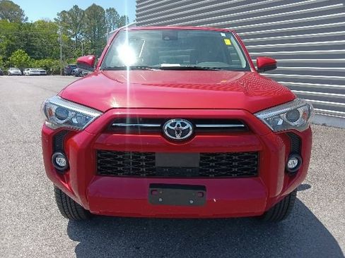 Used 2024 Toyota 4Runner SR5 AWD/4WD image 8
