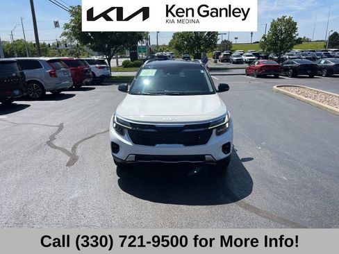 Used 2024 Kia Seltos S AWD/4WD image 5