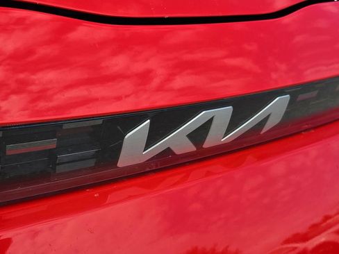 Used 2023 Kia Soul LX w/ LX Technology Package image 4