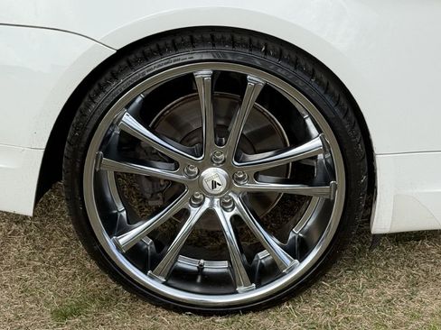 Used 2005 BMW 645Ci Convertible image 31