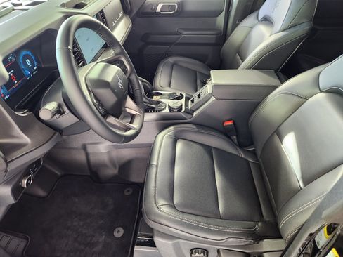 New 2025 Ford Bronco Big Bend w/ Black Diamond Package image 11