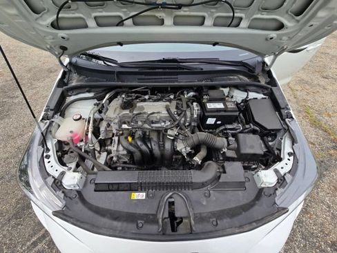Used 2021 Toyota Corolla LE FWD image 29
