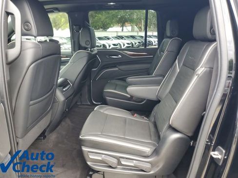 Used 2022 Cadillac Escalade ESV Premium Luxury RWD image 14