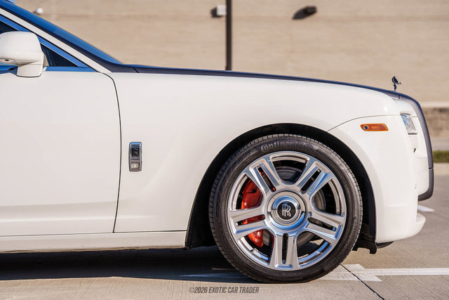 Used 2013 Rolls-Royce Ghost RWD image 10