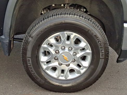 Certified 2024 Chevrolet Silverado 2500 LTZ w/ LTZ Convenience Package image 8