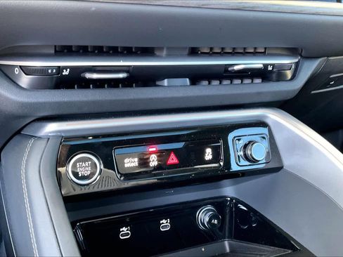 Used 2025 Audi Q5 Premium Plus w/ Premium Plus image 28