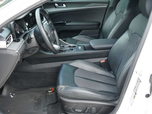 Used 2023 Kia K5 GT-Line w/ GT-Line Premium Package FWD image 9