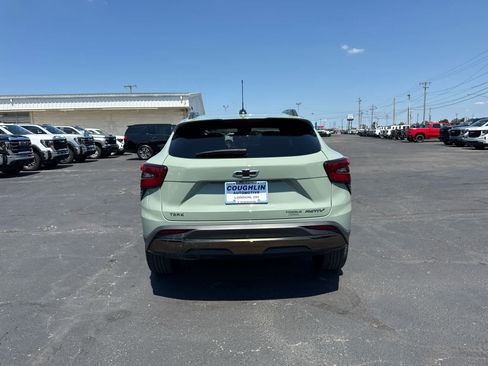 Certified 2025 Chevrolet Trax ACTIV w/ Driver Confidence Package FWD image 4