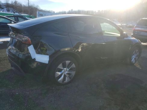 Used 2024 Tesla Model Y Long Range image 5