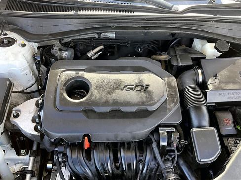Used 2018 Kia Optima LX FWD image 30