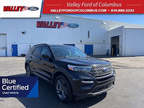 Used 2023 Ford Explorer XLT w/ Equipment Group 202A AWD/4WD image 1