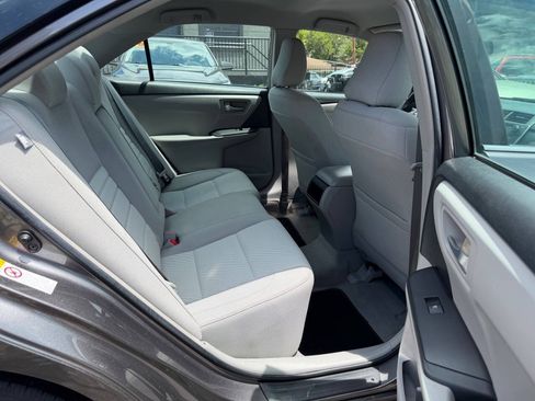Used 2016 Toyota Camry LE FWD image 15