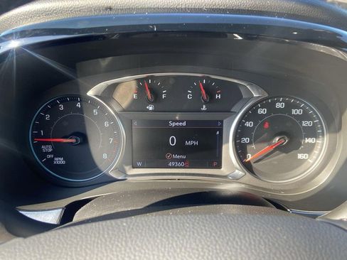 Used 2023 Chevrolet Traverse RS image 12