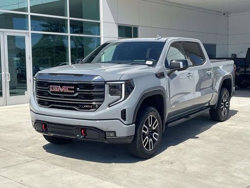 Used 2024 GMC Sierra 1500 AT4 w/ Technology Package AWD/4WD image 1