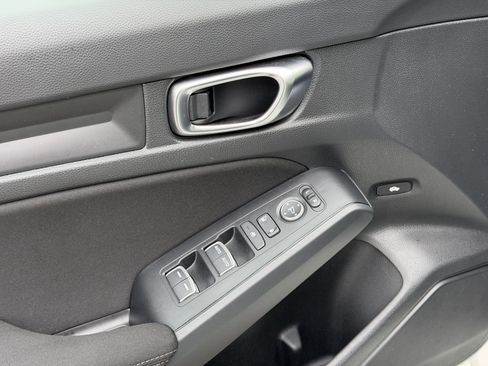 Used 2024 Honda Civic Sport image 11