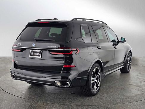 Used 2023 BMW X7 xDrive40i w/ Executive Package AWD/4WD image 5
