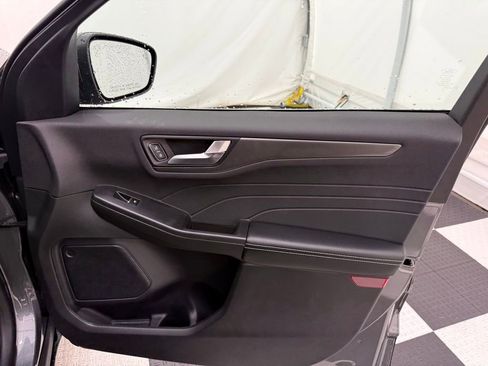 New 2025 Ford Escape SE image 20