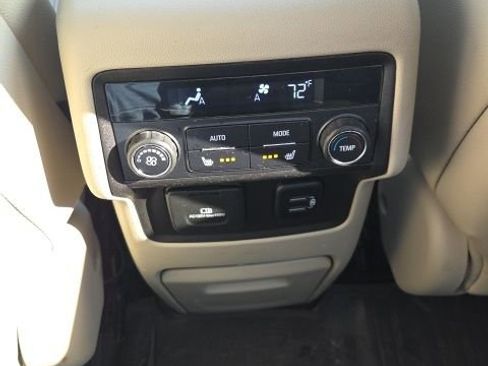 Used 2017 GMC Acadia Denali w/ Technology Package image 18