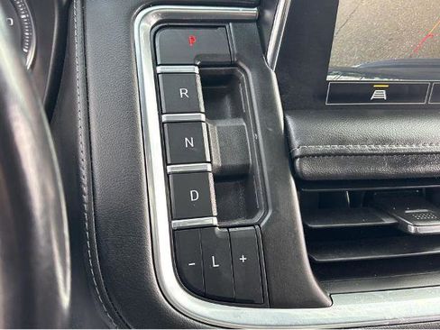 Used 2021 Chevrolet Tahoe LT AWD/4WD image 24