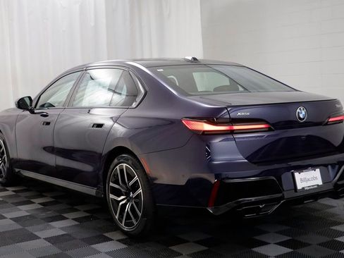 New 2026 BMW 760i xDrive w/ Executive Package image 17