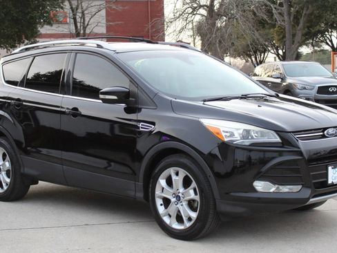 Used 2016 Ford Escape Titanium w/ Equipment Group 301A image 7