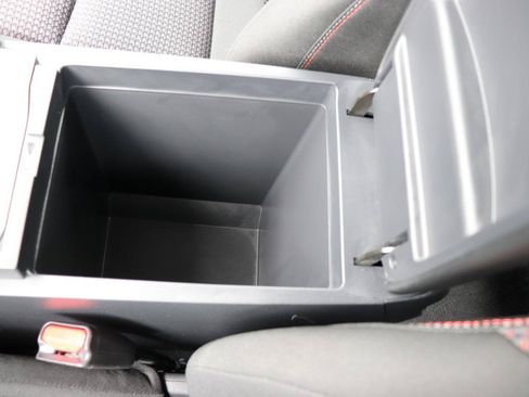 Used 2026 Nissan Sentra SR w/ Floor Mat Package FWD image 37