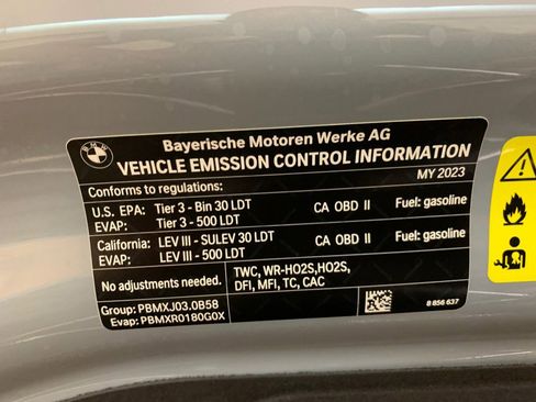 Used 2023 BMW X7 xDrive40i w/ M Sport Package AWD/4WD image 80