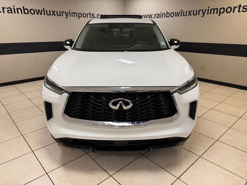 Used 2025 INFINITI QX60 Pure image 2