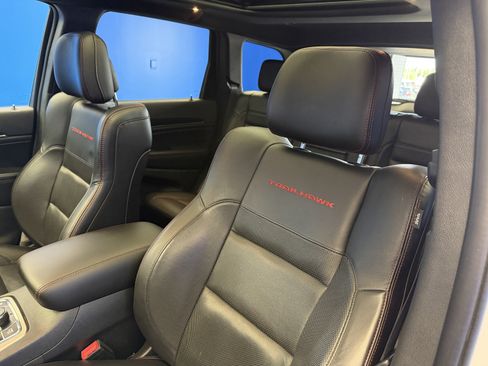 Used 2021 Jeep Grand Cherokee Trailhawk w/ Trailhawk Luxury Group AWD/4WD image 12