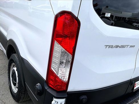 Used 2020 Ford Transit 350 XL image 21