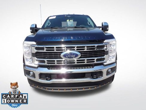Certified 2025 Ford F450 XLT w/ FX4 Off-Road Package image 2