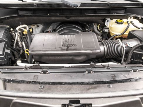 Used 2021 GMC Yukon XL SLT image 42