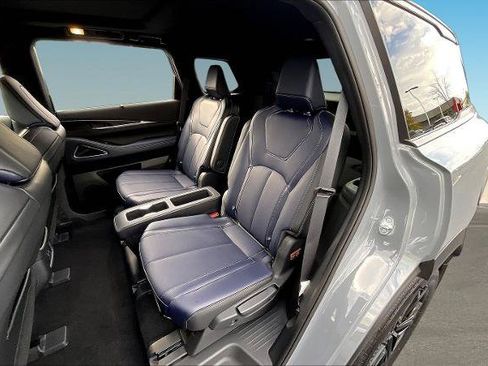 Certified 2026 INFINITI QX60 Sport w/ Dark Cargo Package AWD/4WD image 21