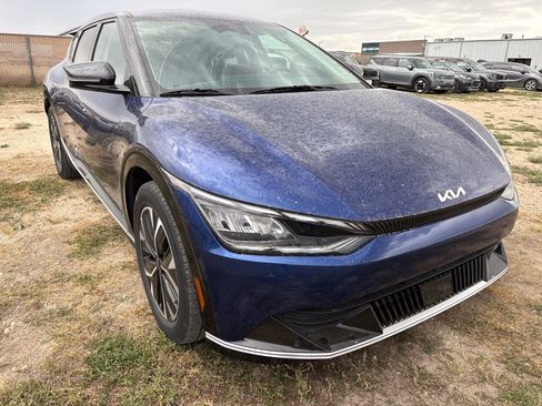 Used 2023 Kia EV6 Wind AWD/4WD image 7