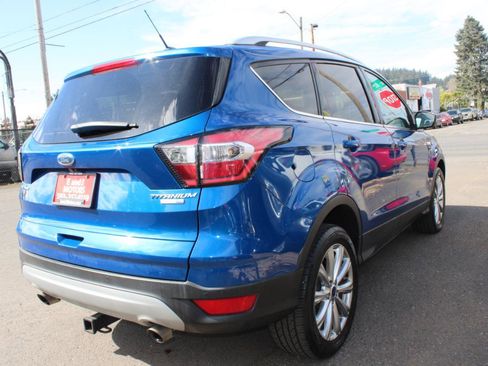 Used 2017 Ford Escape Titanium AWD/4WD image 6
