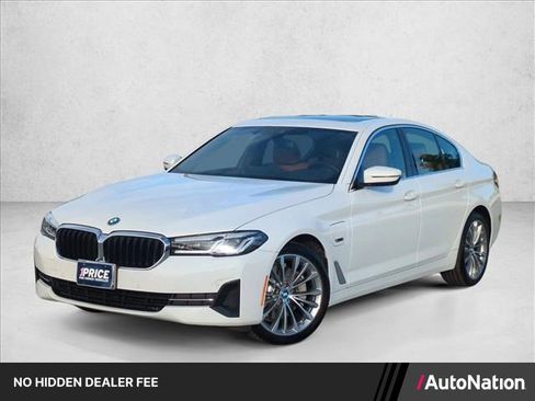 Used 2023 BMW 530e w/ Premium Package RWD image 1