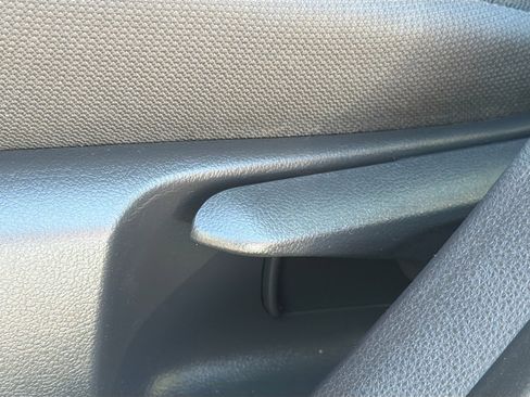 Used 2023 Toyota Corolla LE image 21