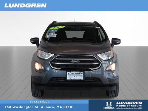 Used 2019 Ford EcoSport SE image 2