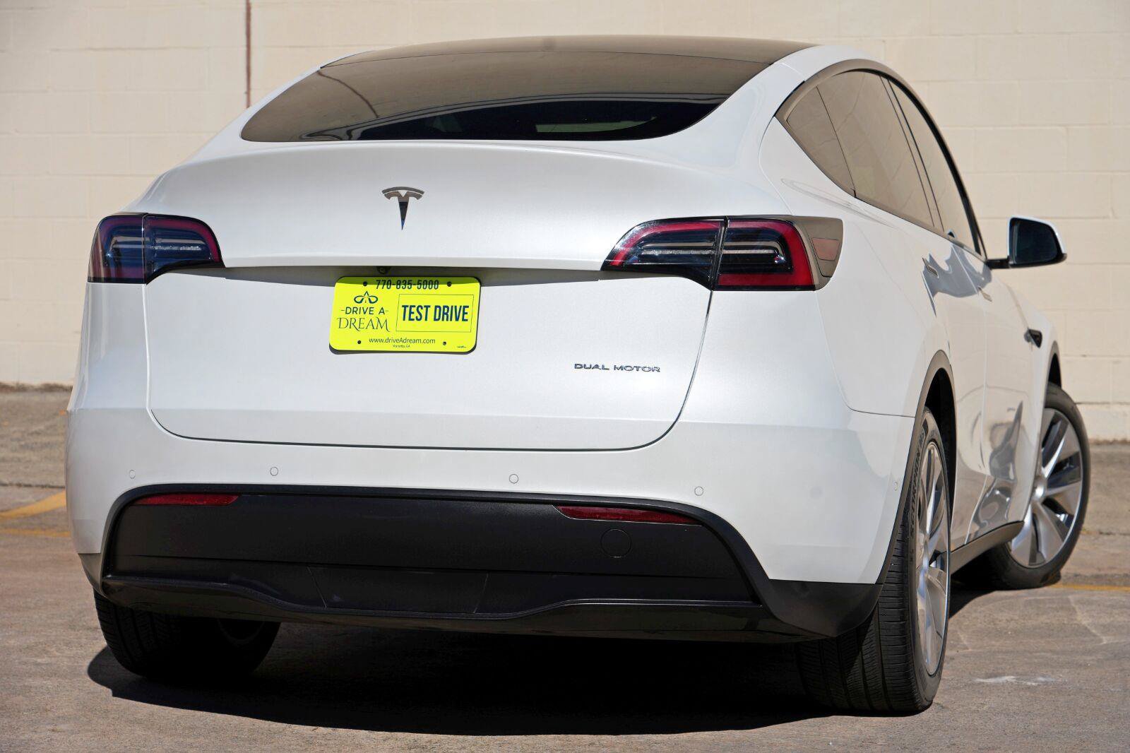 Used 2021 Tesla Model Y Long Range AWD/4WD image 4