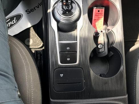 Certified 2021 Ford Escape SE image 13