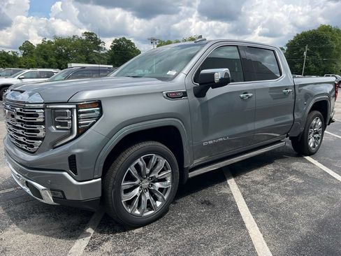 New 2026 GMC Sierra 1500 Denali w/ Denali Reserve Package AWD/4WD image 18