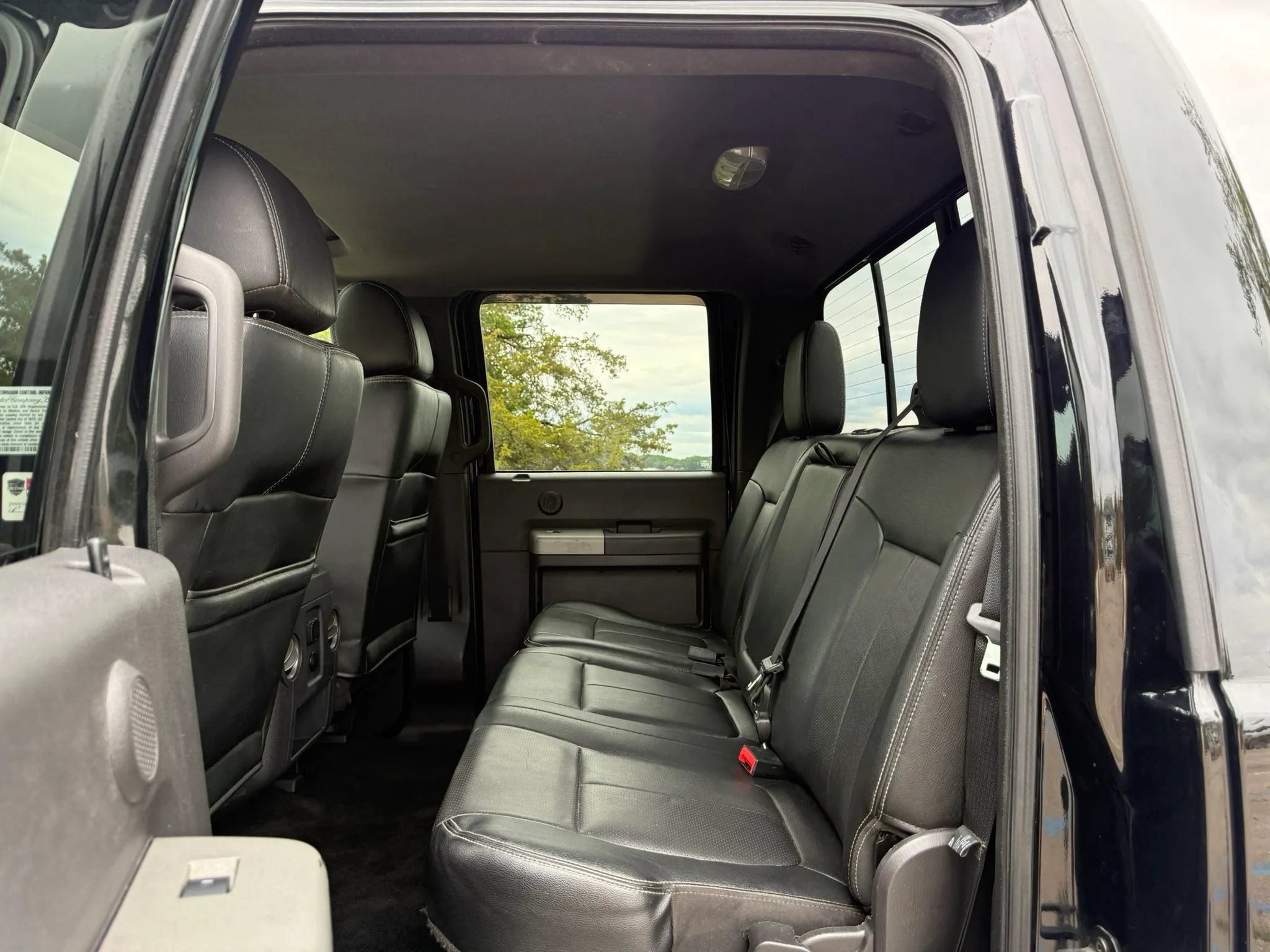 Used 2016 Ford F350 Lariat w/ Chrome Package AWD/4WD image 23