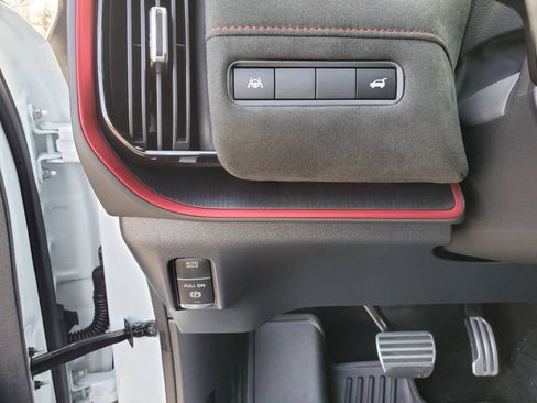 New 2026 Nissan Armada NISMO AWD/4WD image 22