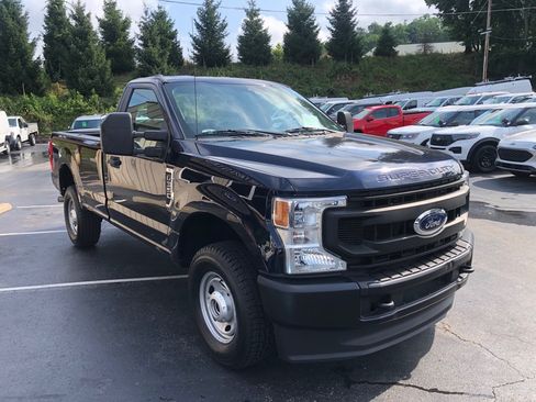 Used 2021 Ford F350 XL w/ Power Equipment Group AWD/4WD image 8