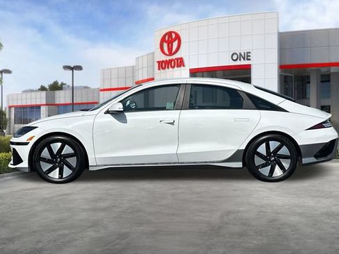 Used 2024 Hyundai Ioniq 6 SE AWD/4WD image 8