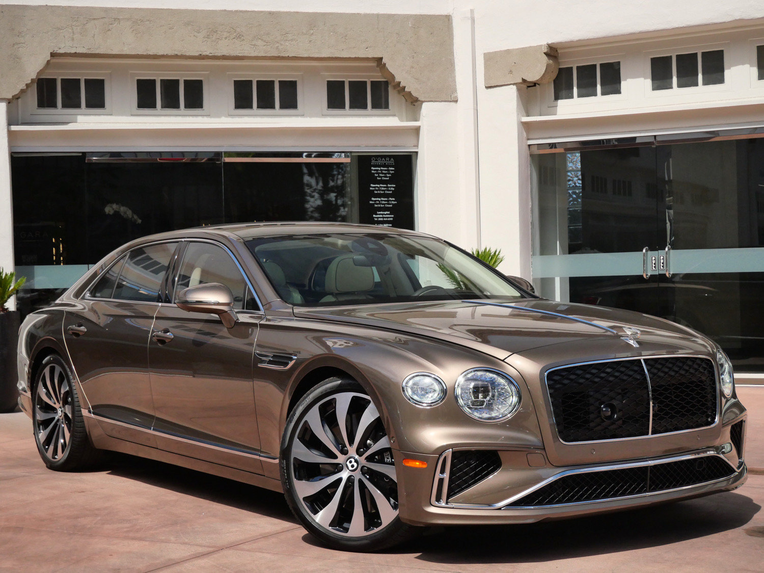 New 2026 Bentley Flying Spur V8 AWD/4WD image 1