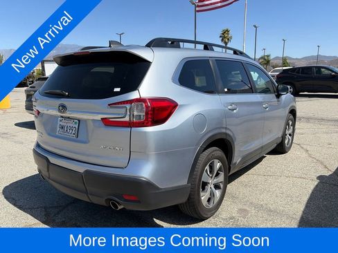 Used 2024 Subaru Ascent Premium AWD/4WD image 3